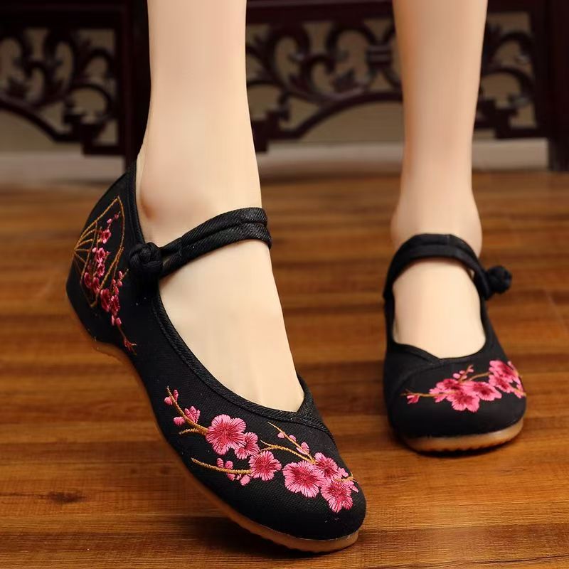 Women Ethnic Style Wedge Embro - Embroidery Fabric ulasan dan harga