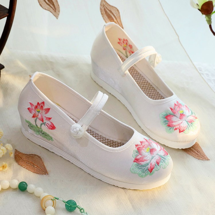 2026 Women's White & Green Lot - Embroidery Fabric ulasan dan harga